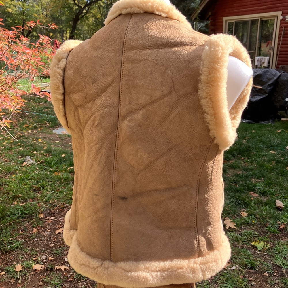 Norm Thompson Sheep skin fleece vest vintage Oregon small - Picture 5 of 12